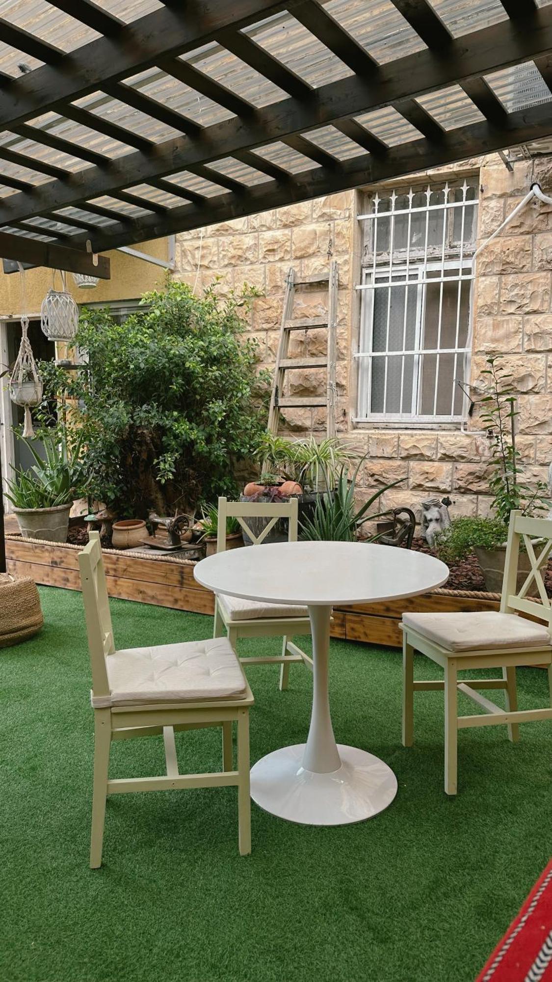 Dream House Art Hostel Garden And Terrace Haifa Exterior foto